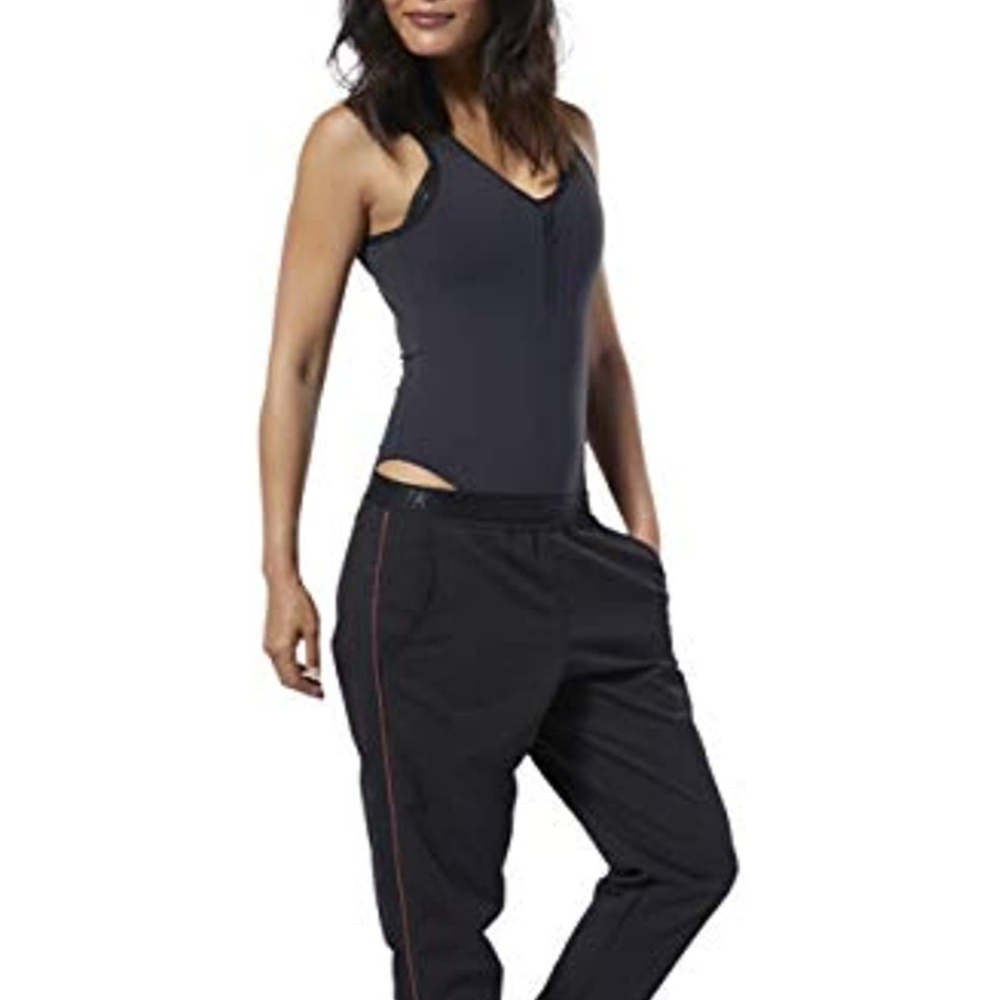 Reebok classics, body C, Cardio bodysuit